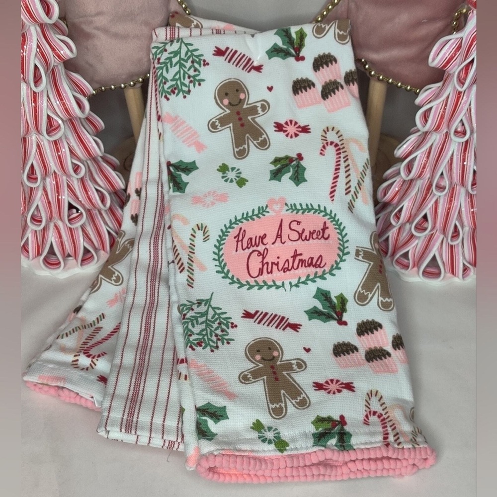 Pastel Pink Gingerbread Shabby Chic Christmas Kitchen Hand Towels - Picture 9 of 10
